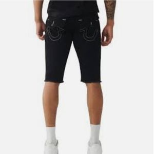 True Religion~Black Straight Frayed Denim Shorts